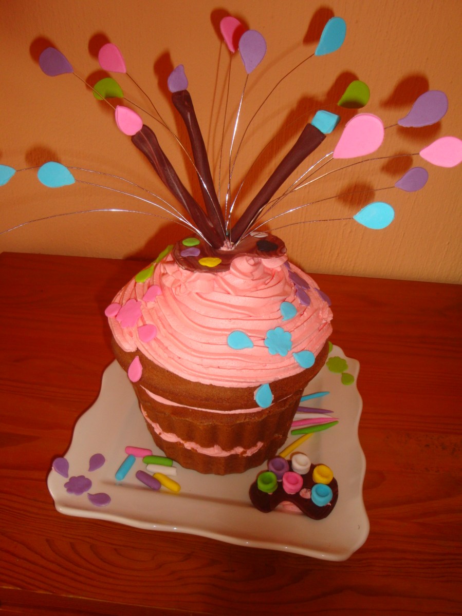 Artist's Cupcake Cake