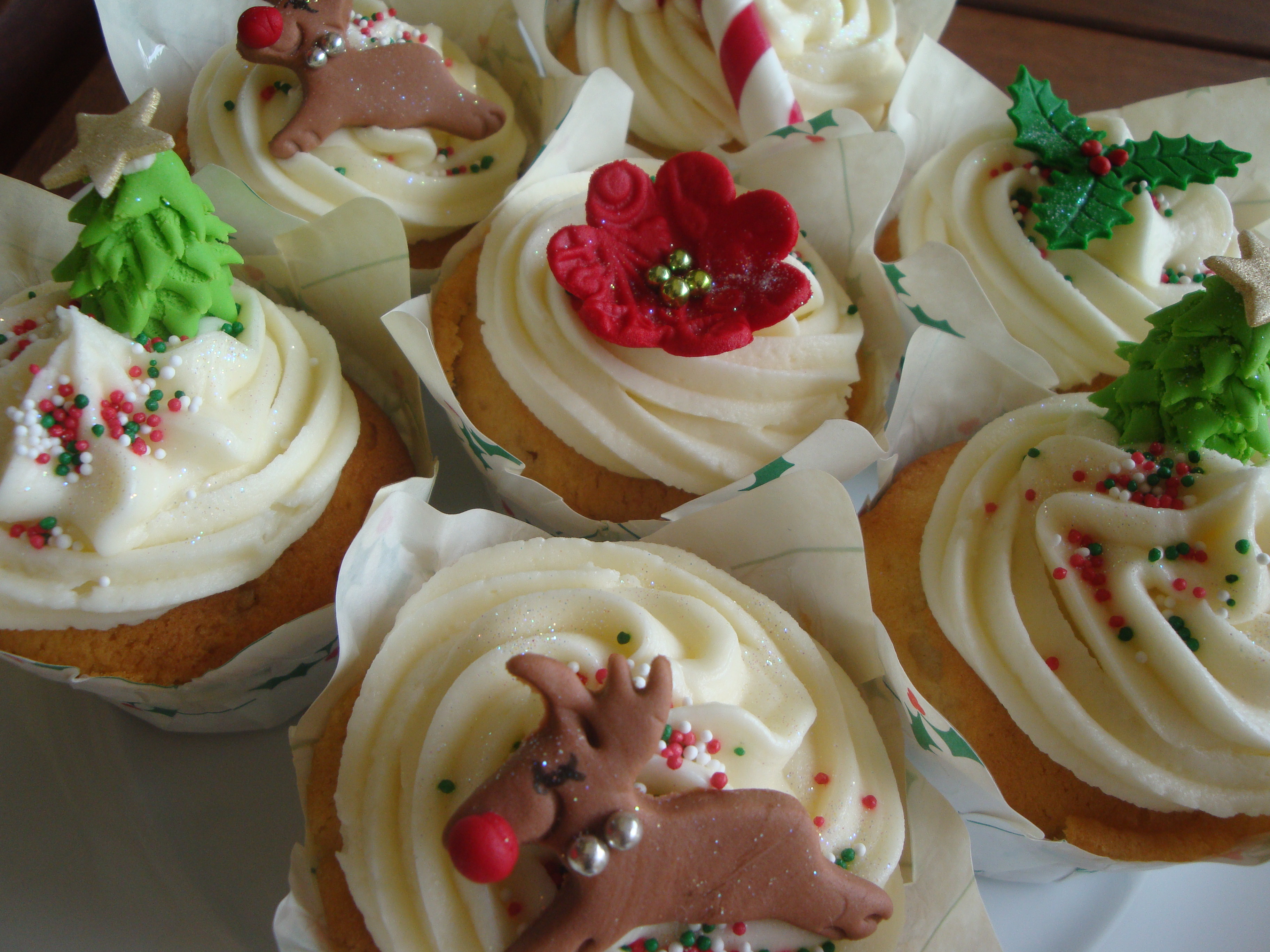 Christmas Cupcakes 2011