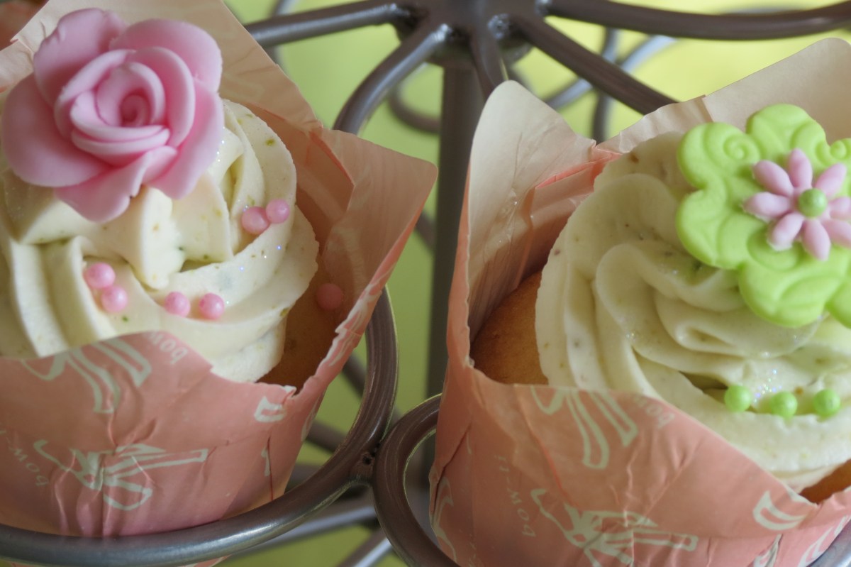 Lime Green & Pink Cupcakes
