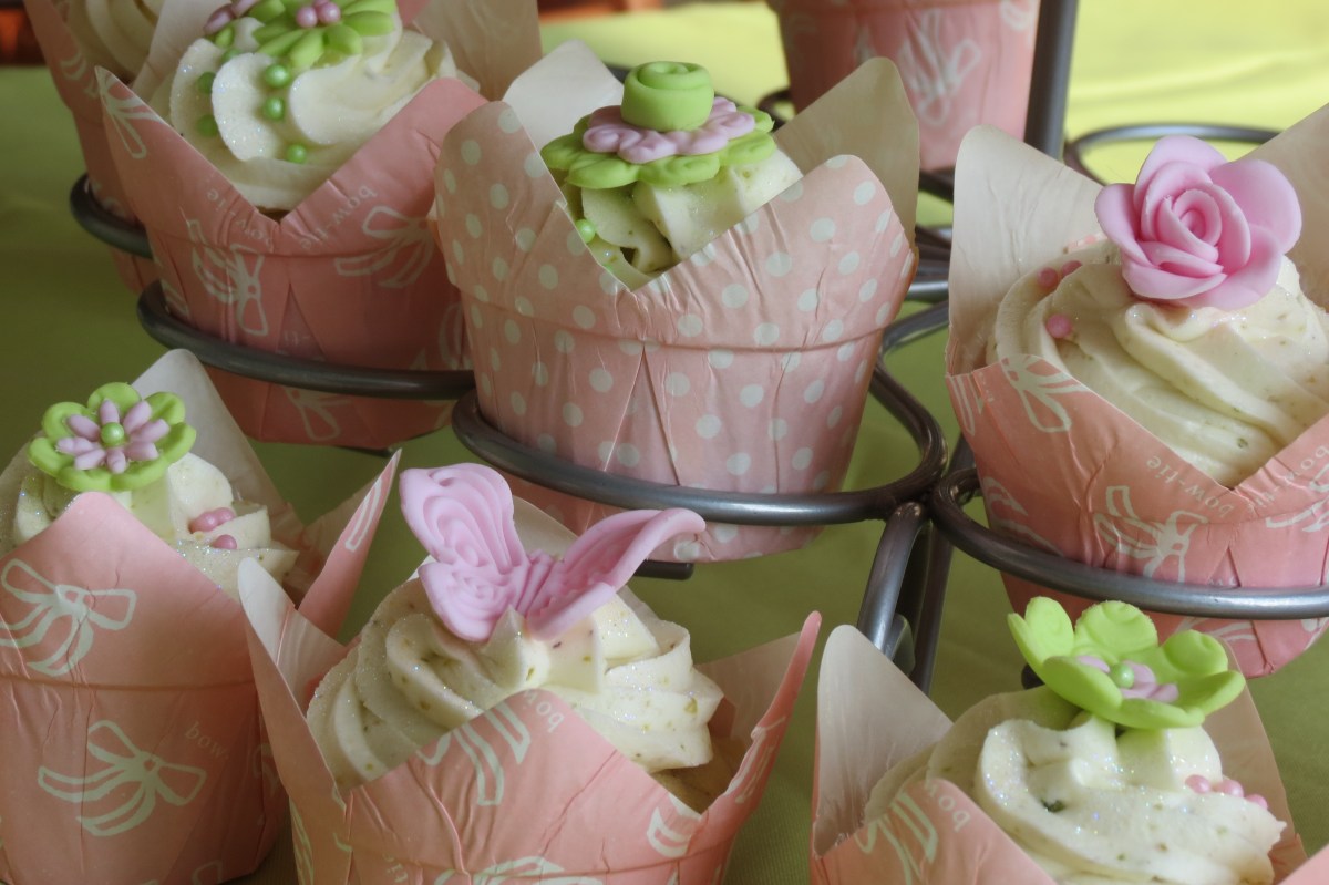 Lime Green & Pink Cupcakes
