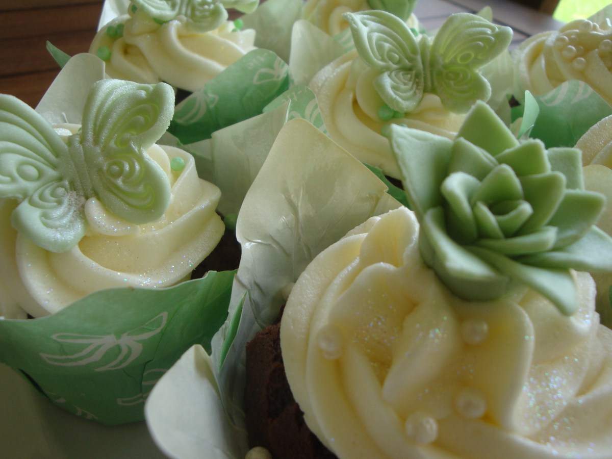 Rock Roses and Butterflies Cupcakes