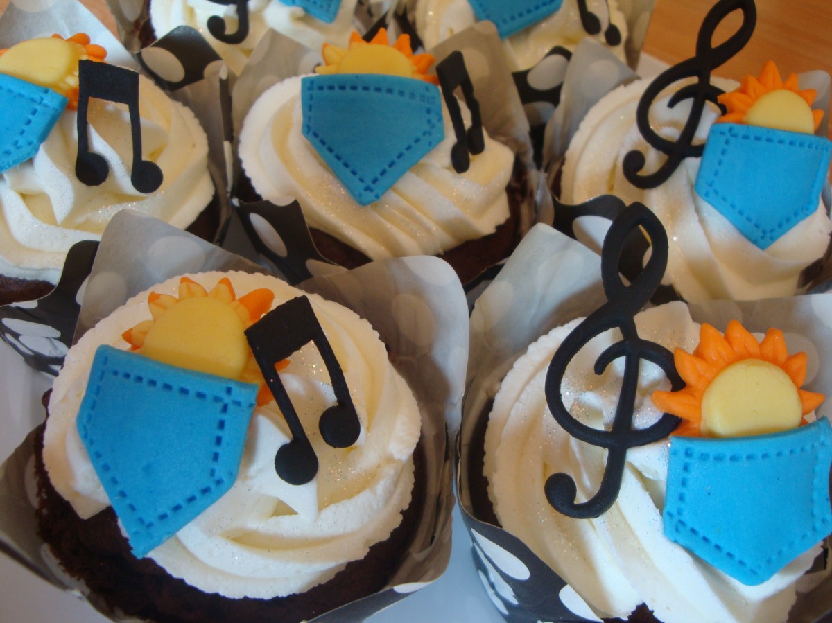 Sun in my Pocket Cupcakes/Locnville Cupcakes