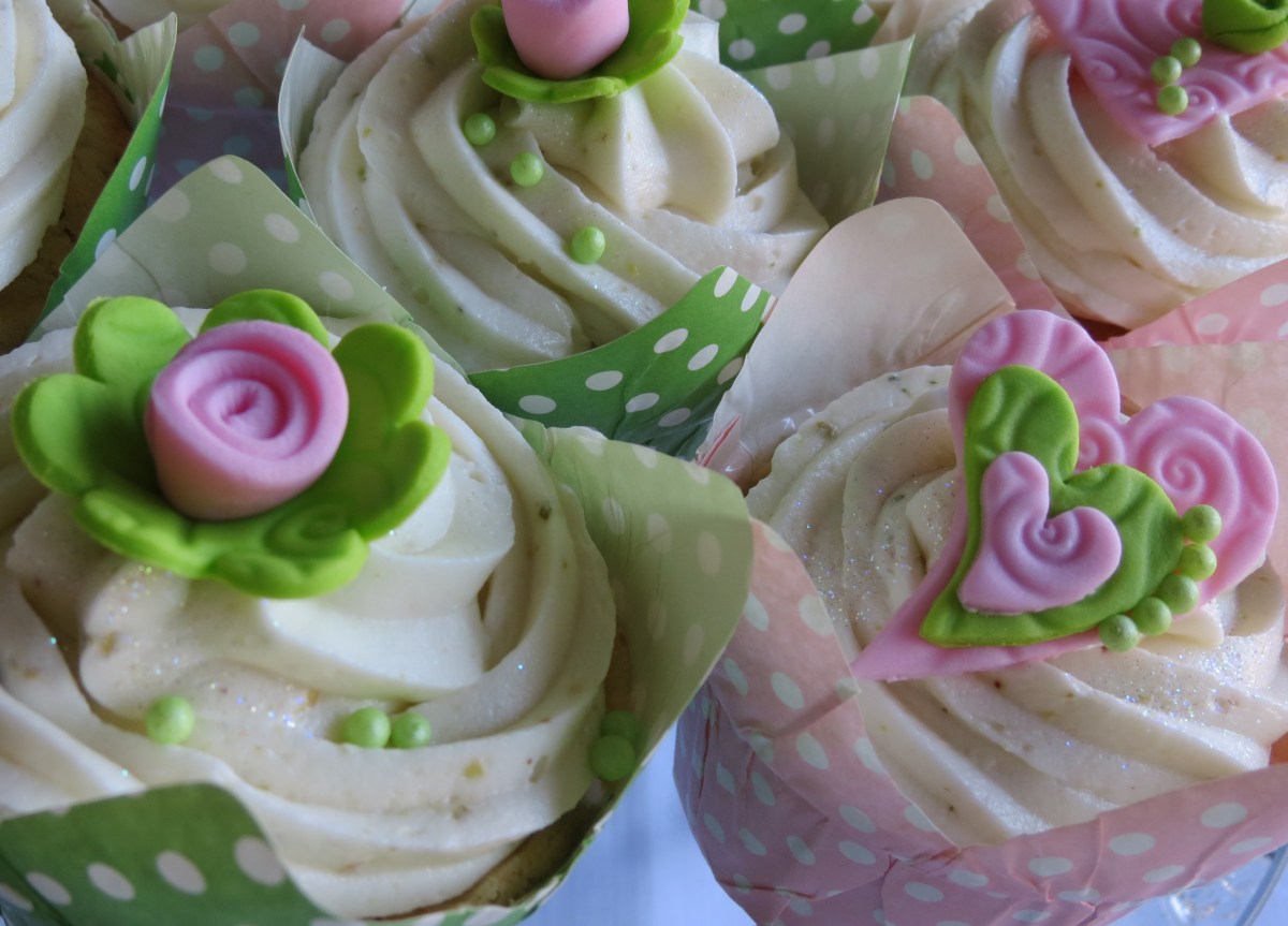 Lime Green & Pink Flowers & Hearts