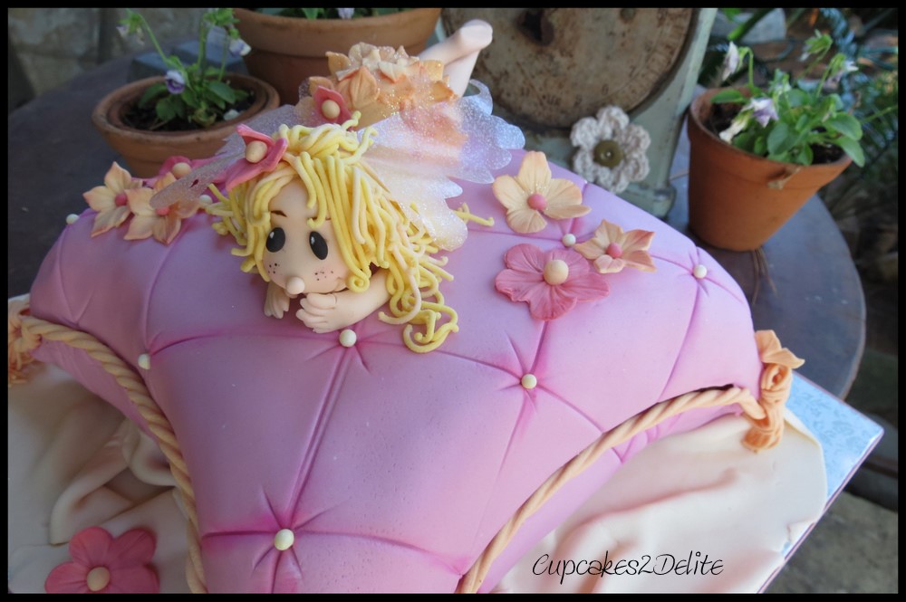 Fairy on a Cushion Cake