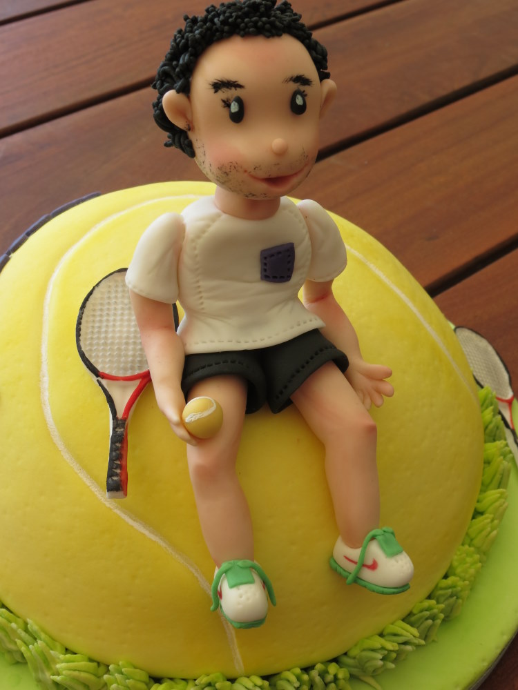 Tennis Figurine