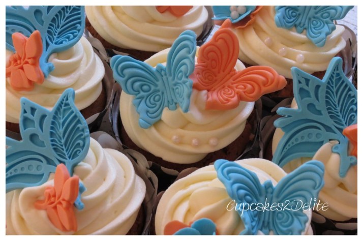 Blue & Peach Cupcakes1