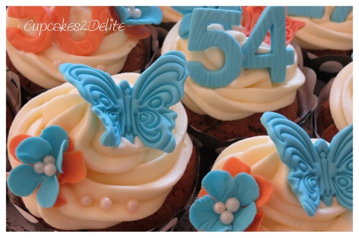 Blue & Peach Cupcakes