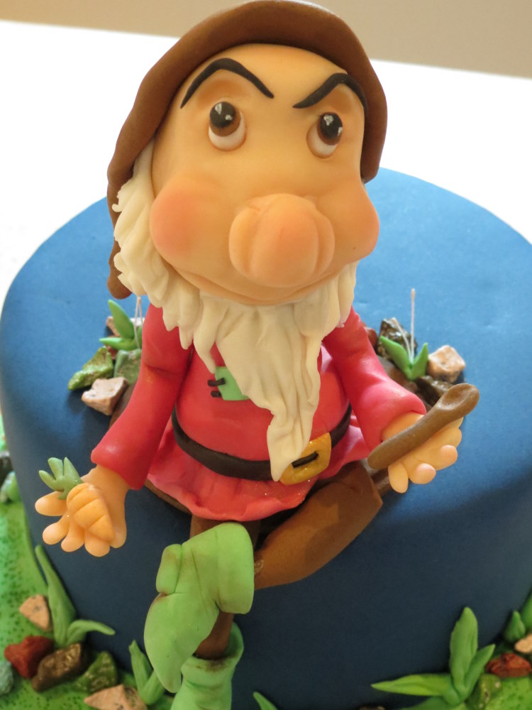 Grumpy Figurine Cake