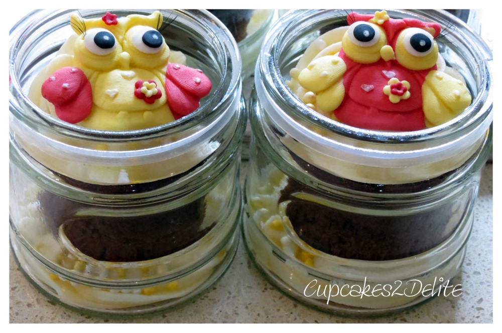 Owl in a Jar Cupcakes