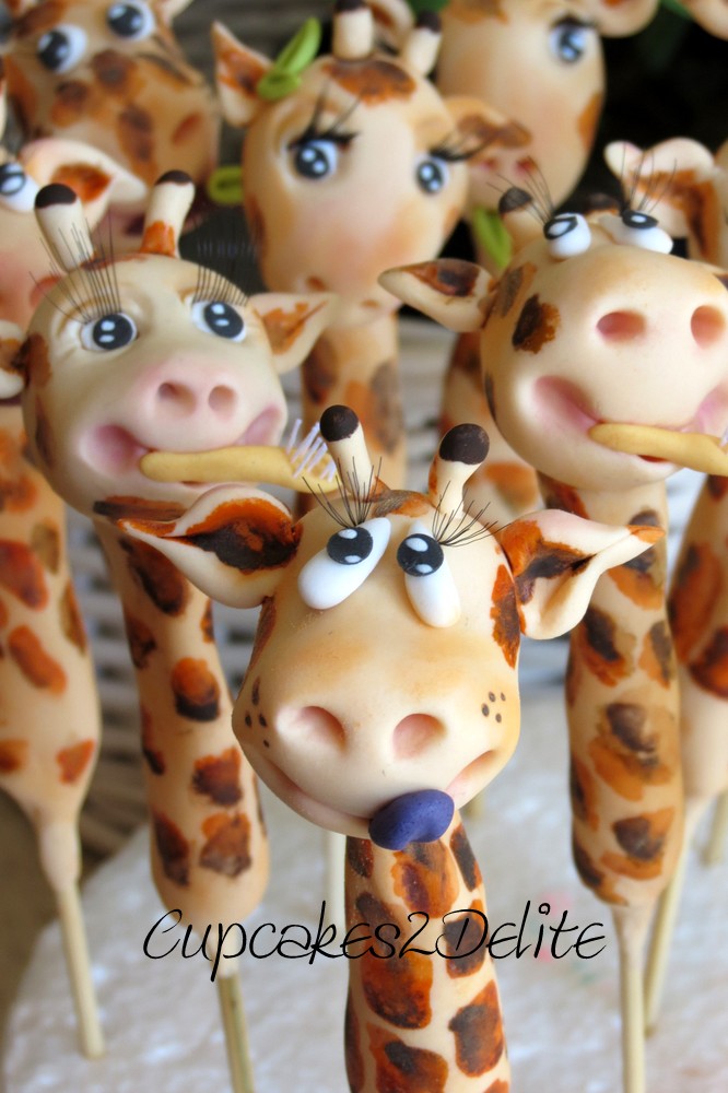 Sugar Paste Giraffe Cupcake Toppers