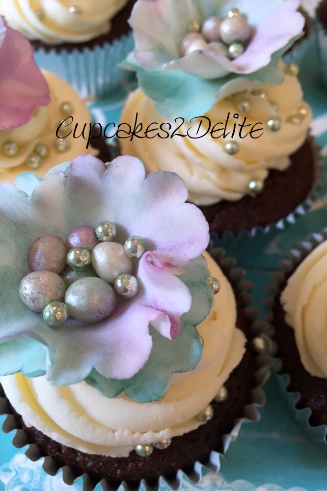 Dragonfly Kissed Flower Cupcakes