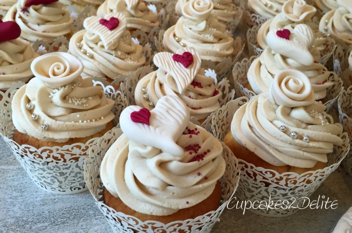 Cream & Burgundy Wedding Cake & Cupcakes