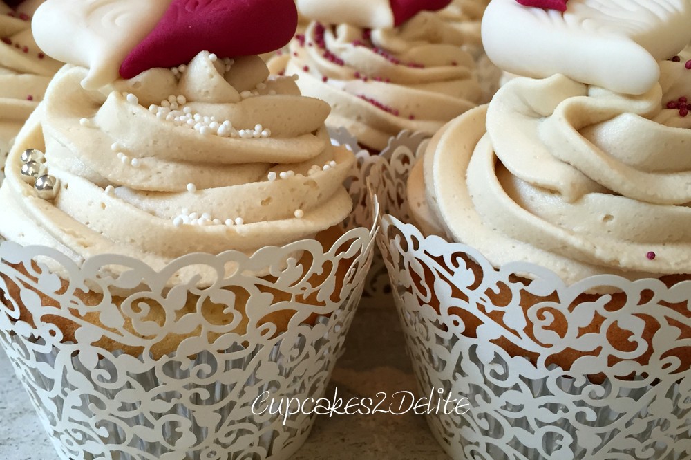 Cream & Burgundy Wedding Cake & Cupcakes