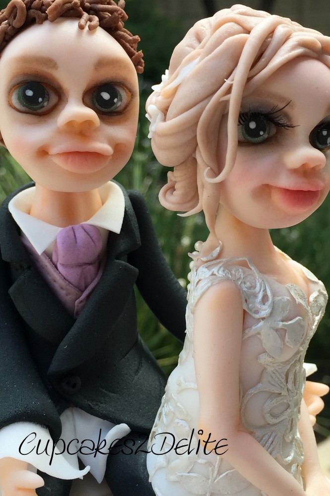 Bride & Groom (Lace) Figurines