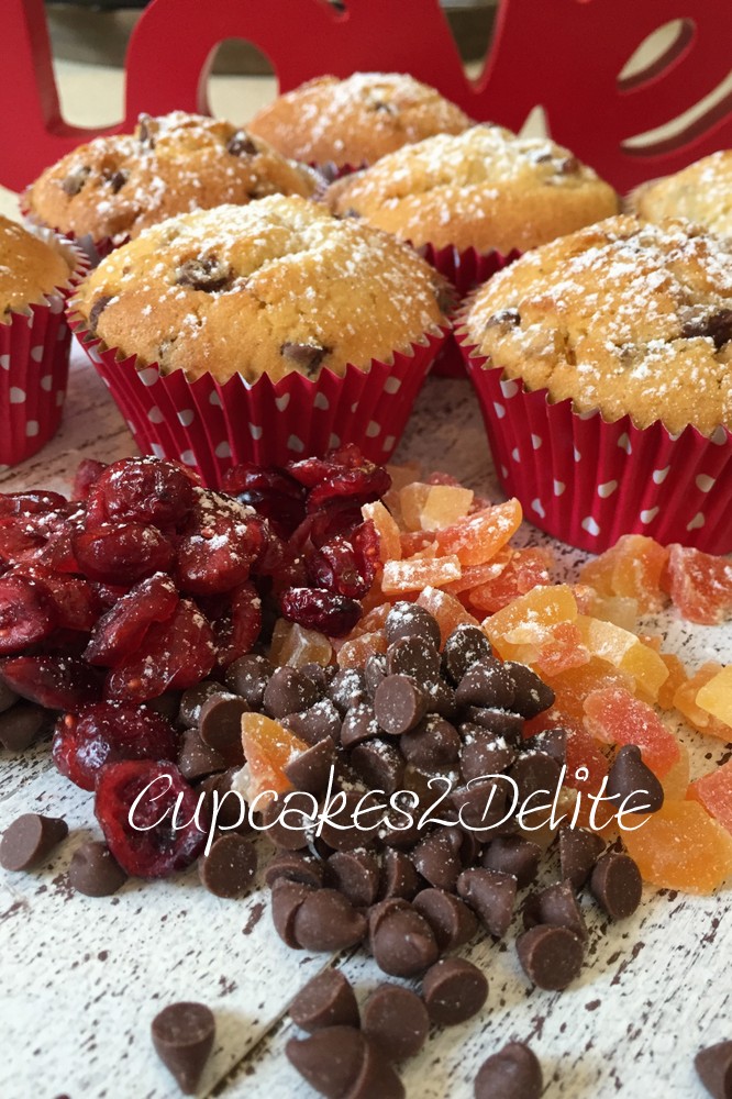 Christmas Cranberry, Fruit & Chocolate Cupcakes