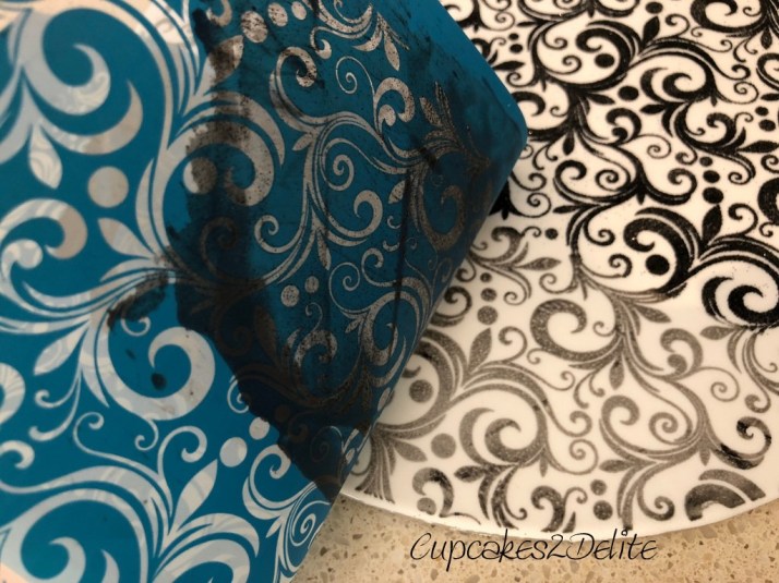 Crystal Candy Memoir Stencilled Board Tutorial