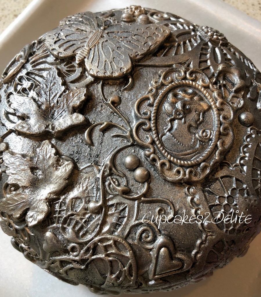 Music Box Sugar Art with Crystal Candy Bas Relief Mould