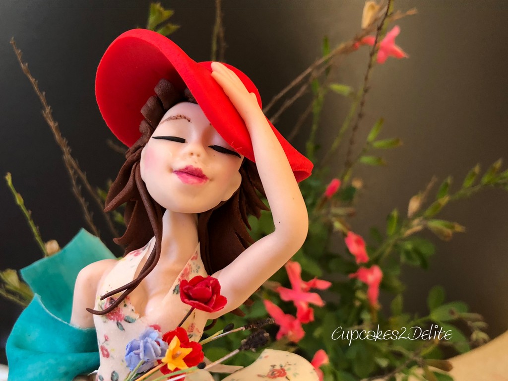 Retha Joubert Figurine Modelling Class