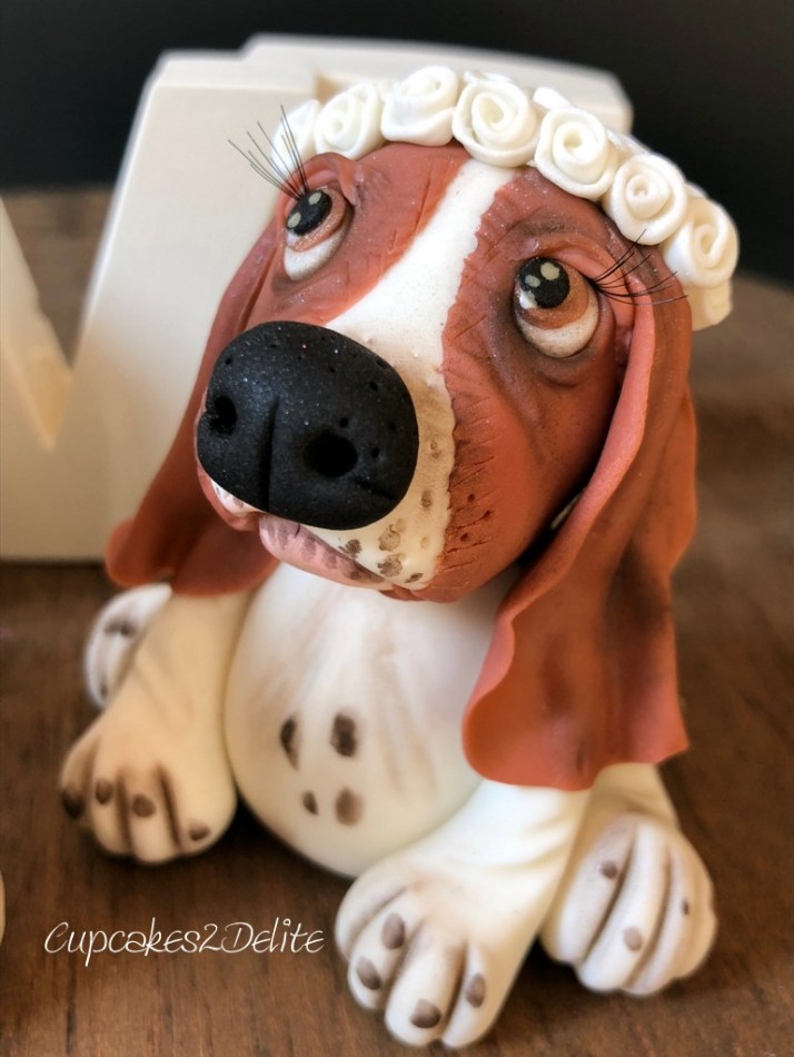 Basset Wedding Couple Cake Topper