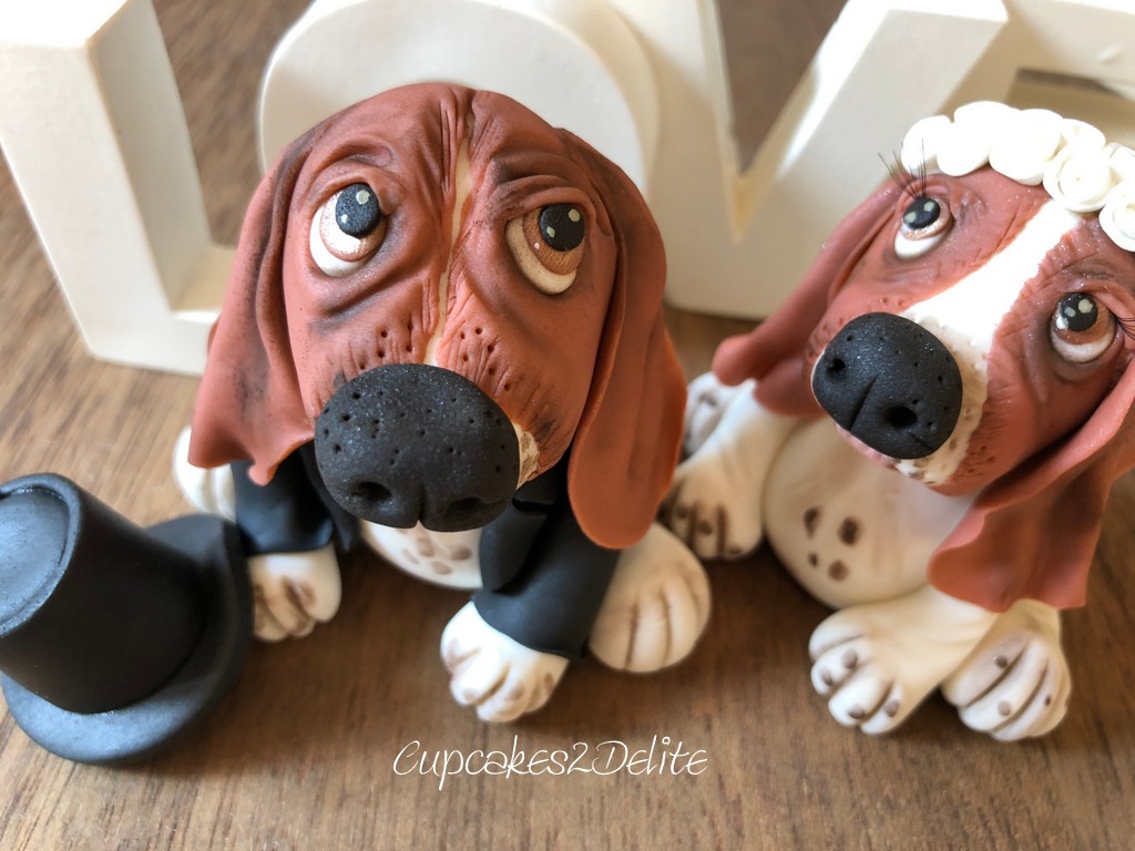 Basset Wedding Couple Cake Topper