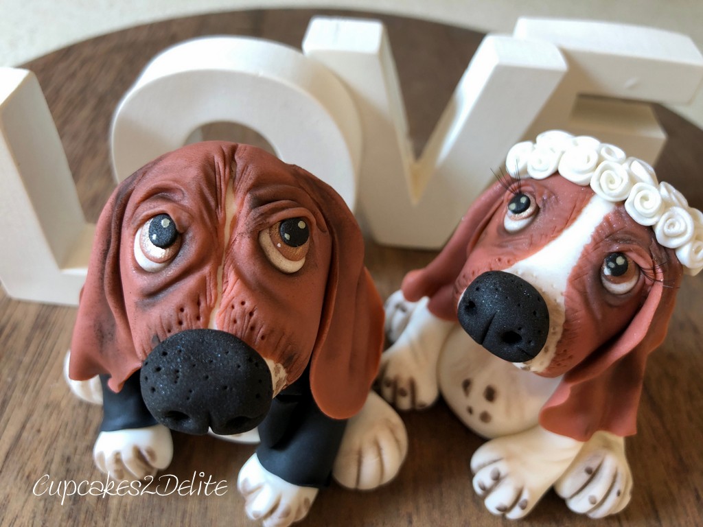 Basset Wedding Couple Cake Topper