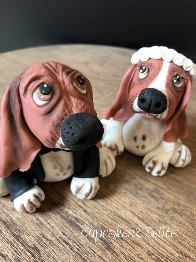 Basset Wedding Couple Cake Topper