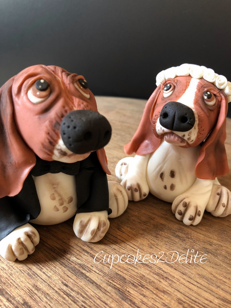 Basset Wedding Couple Cake Topper