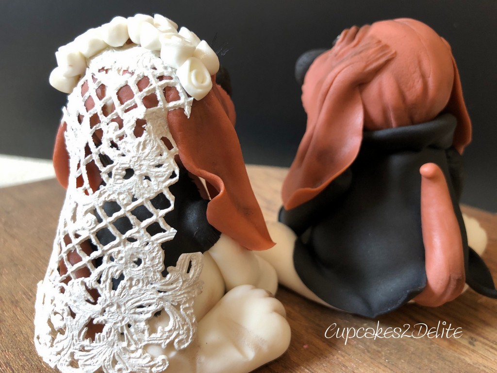Basset Wedding Couple Cake Topper